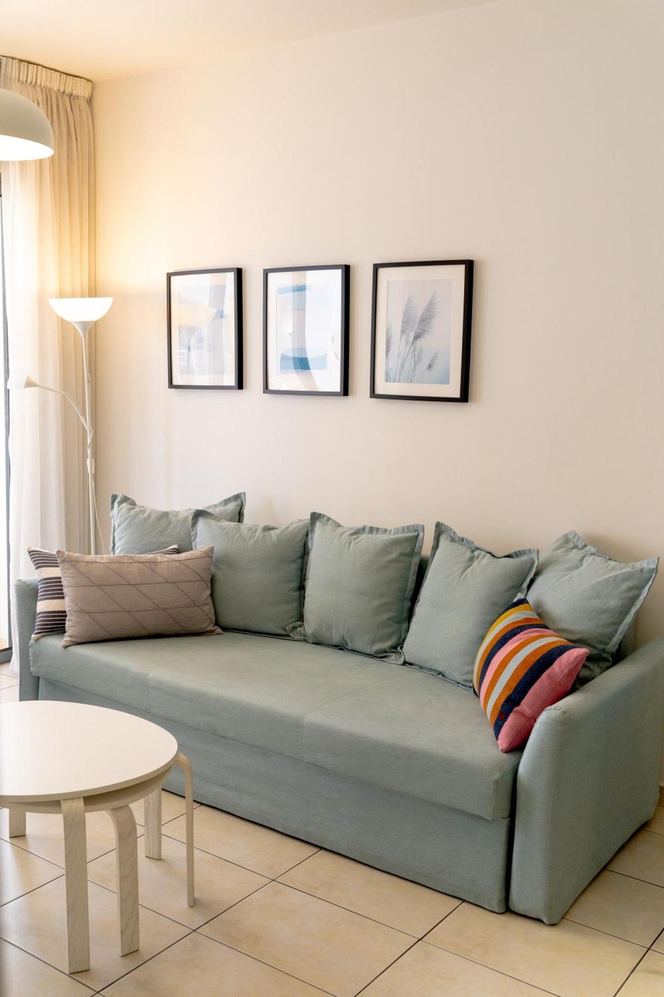 Blue Dawn Center Flat Daire Larnaca Dış mekan fotoğraf