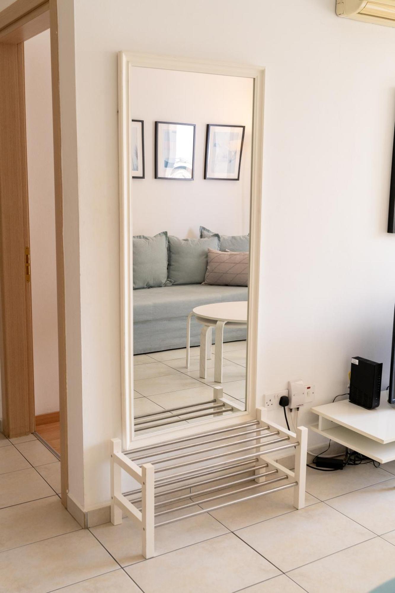 Blue Dawn Center Flat Daire Larnaca Dış mekan fotoğraf