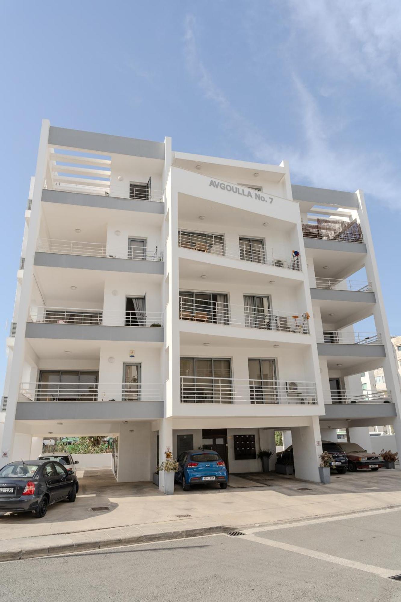 Blue Dawn Center Flat Daire Larnaca Dış mekan fotoğraf