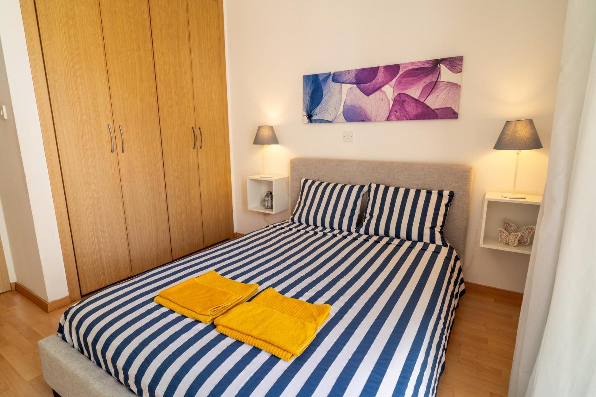 Blue Dawn Center Flat Daire Larnaca Dış mekan fotoğraf